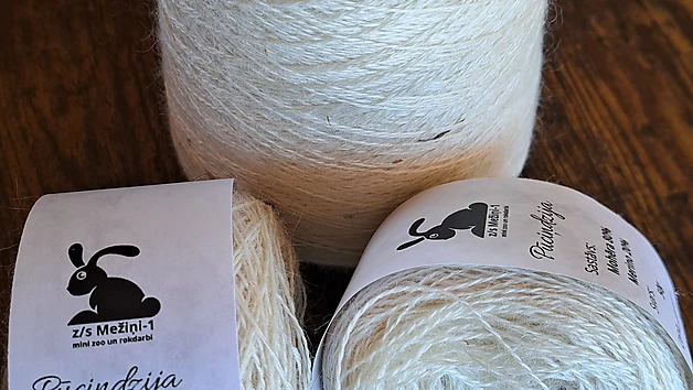 Mohēras vilnas dzija